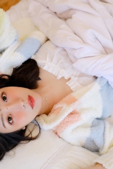 大胸年轻的搜子1